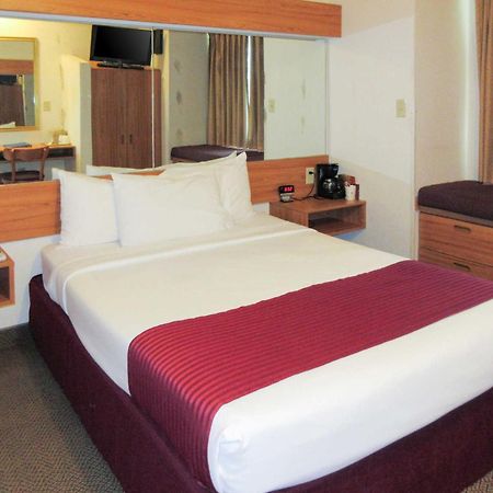 Quality Inn & Suites Robbinsville Kültér fotó