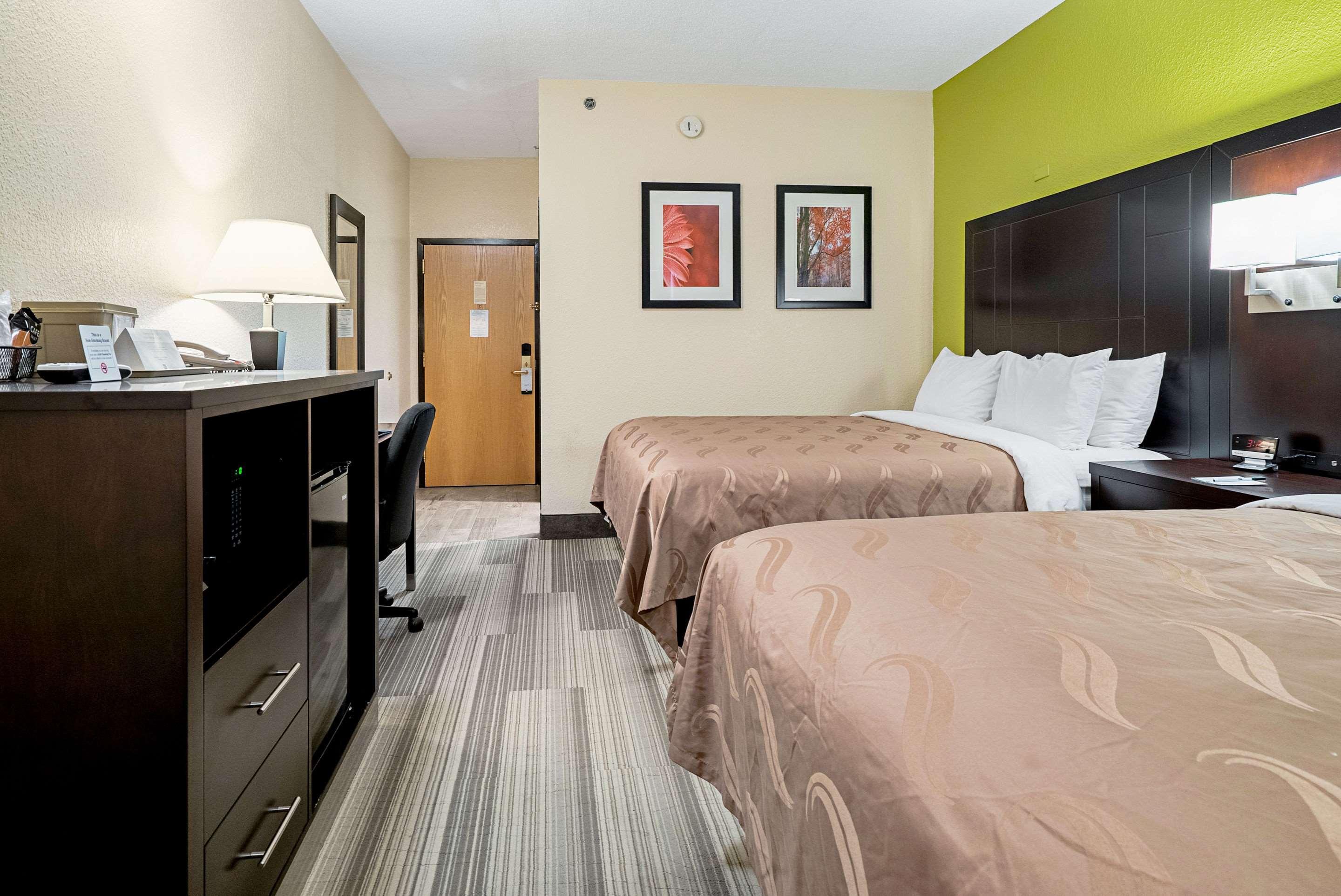 Quality Inn & Suites Robbinsville Kültér fotó