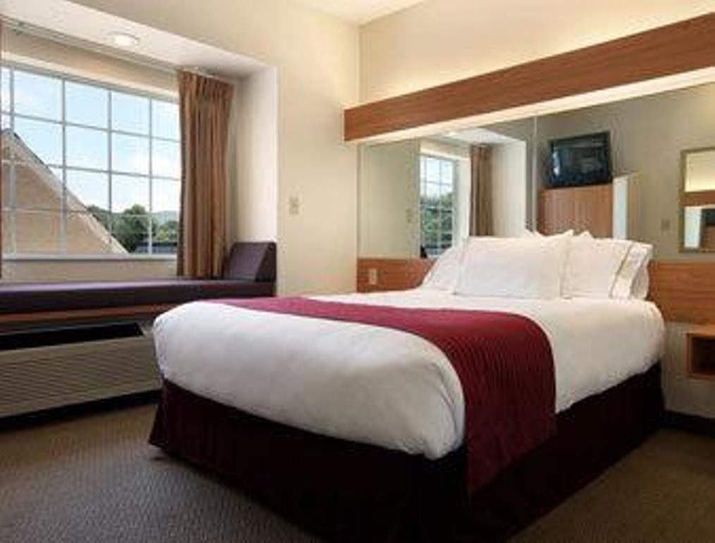 Quality Inn & Suites Robbinsville Kültér fotó