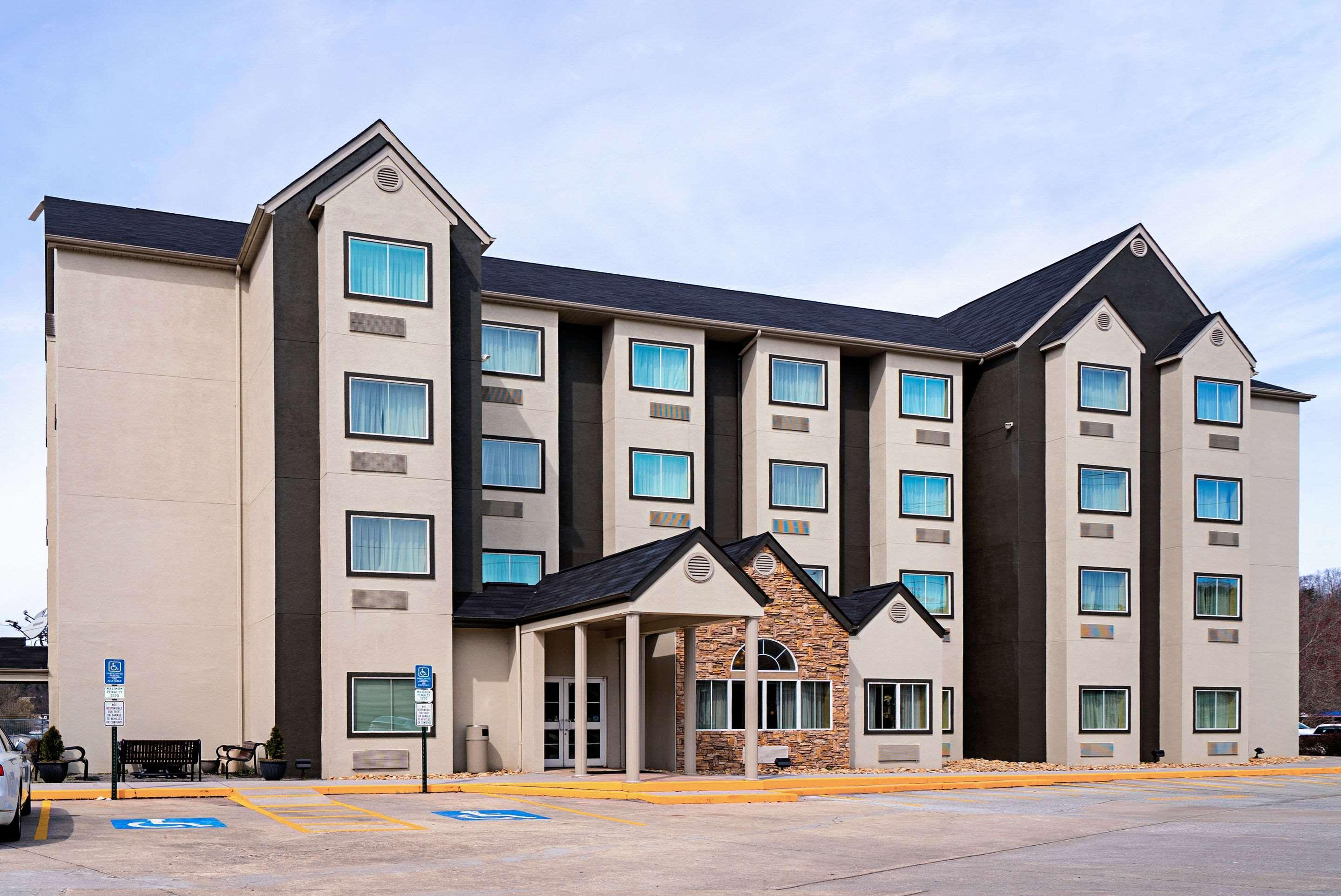 Quality Inn & Suites Robbinsville Kültér fotó