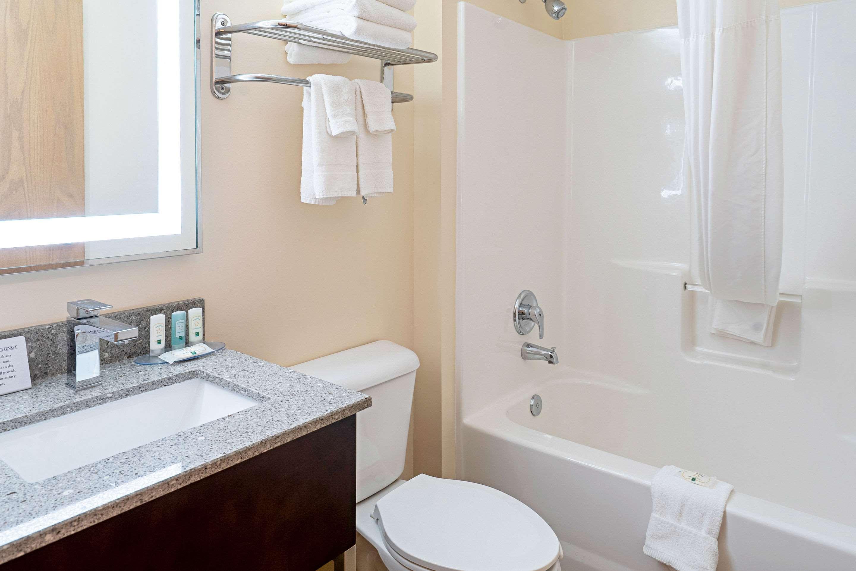 Quality Inn & Suites Robbinsville Kültér fotó