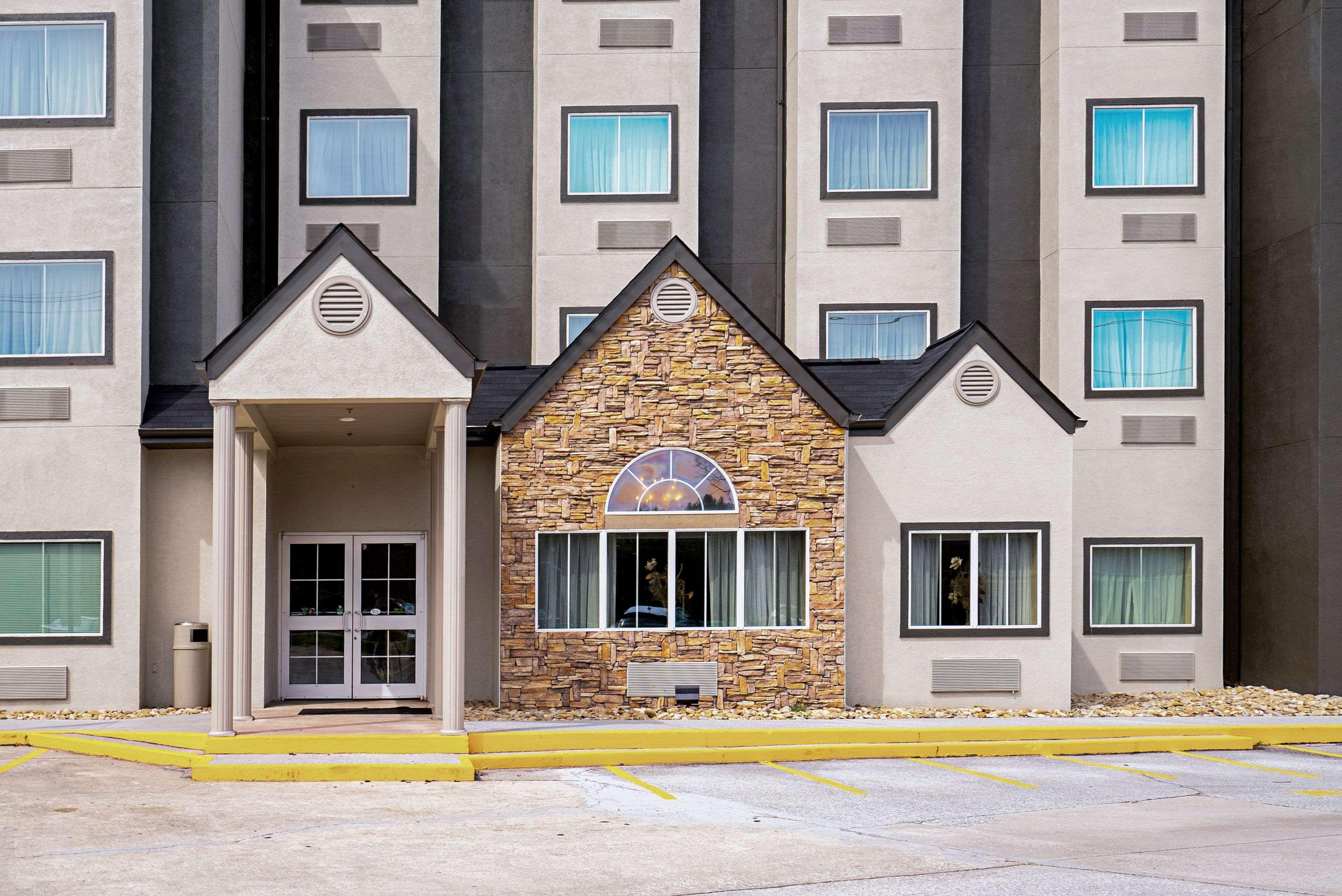 Quality Inn & Suites Robbinsville Kültér fotó