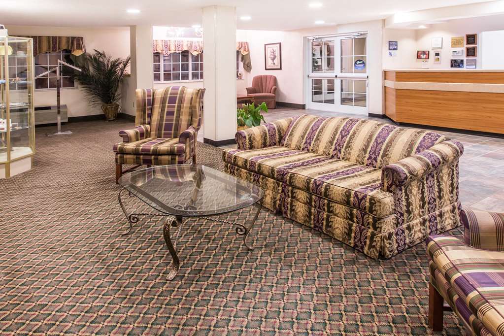 Quality Inn & Suites Robbinsville Beltér fotó
